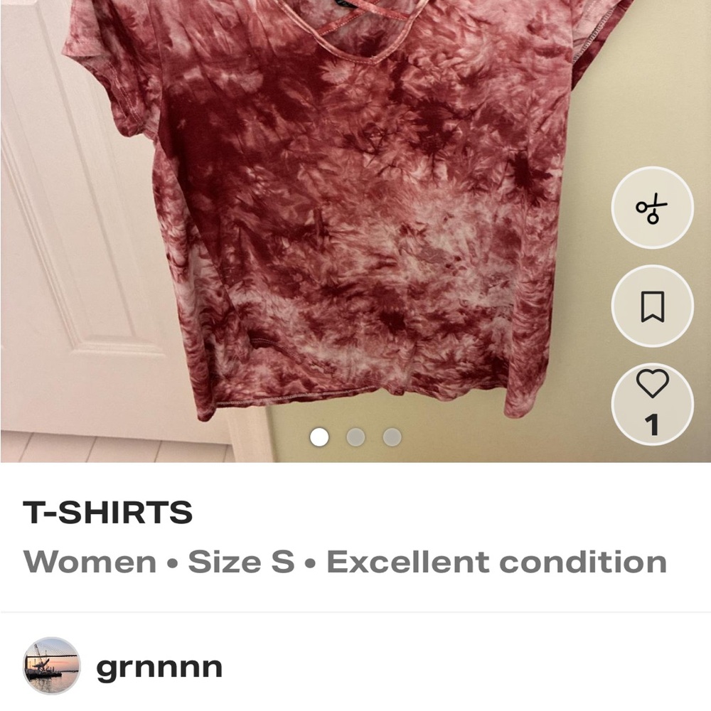Justify Women's Short Sleeve Tie-Dye Tee - Burgundy